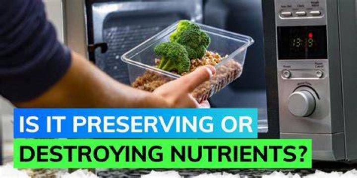 Does microwaving blueberries destroy nutrients?