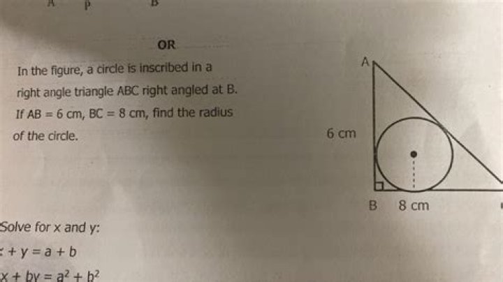 Is inscribed in a right triangle?