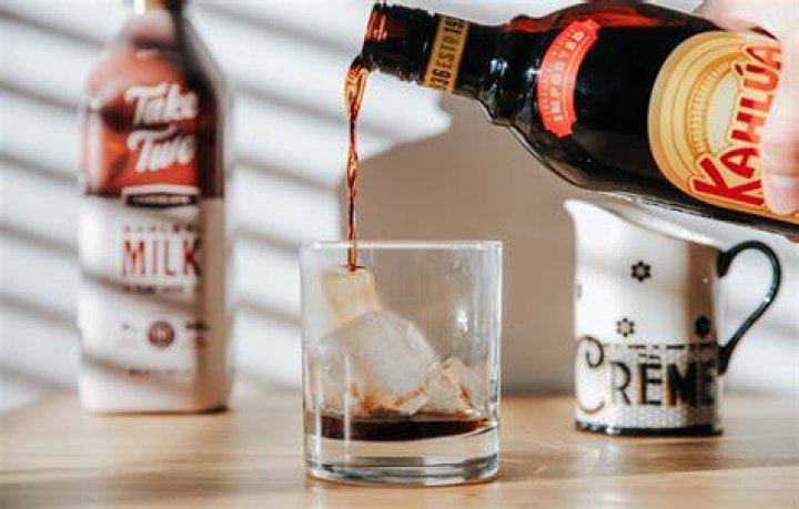 Is kahlua dairy free?